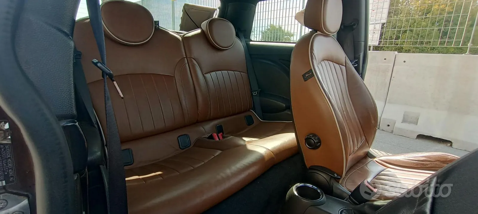 Mini Cooper D 2010 photo 5