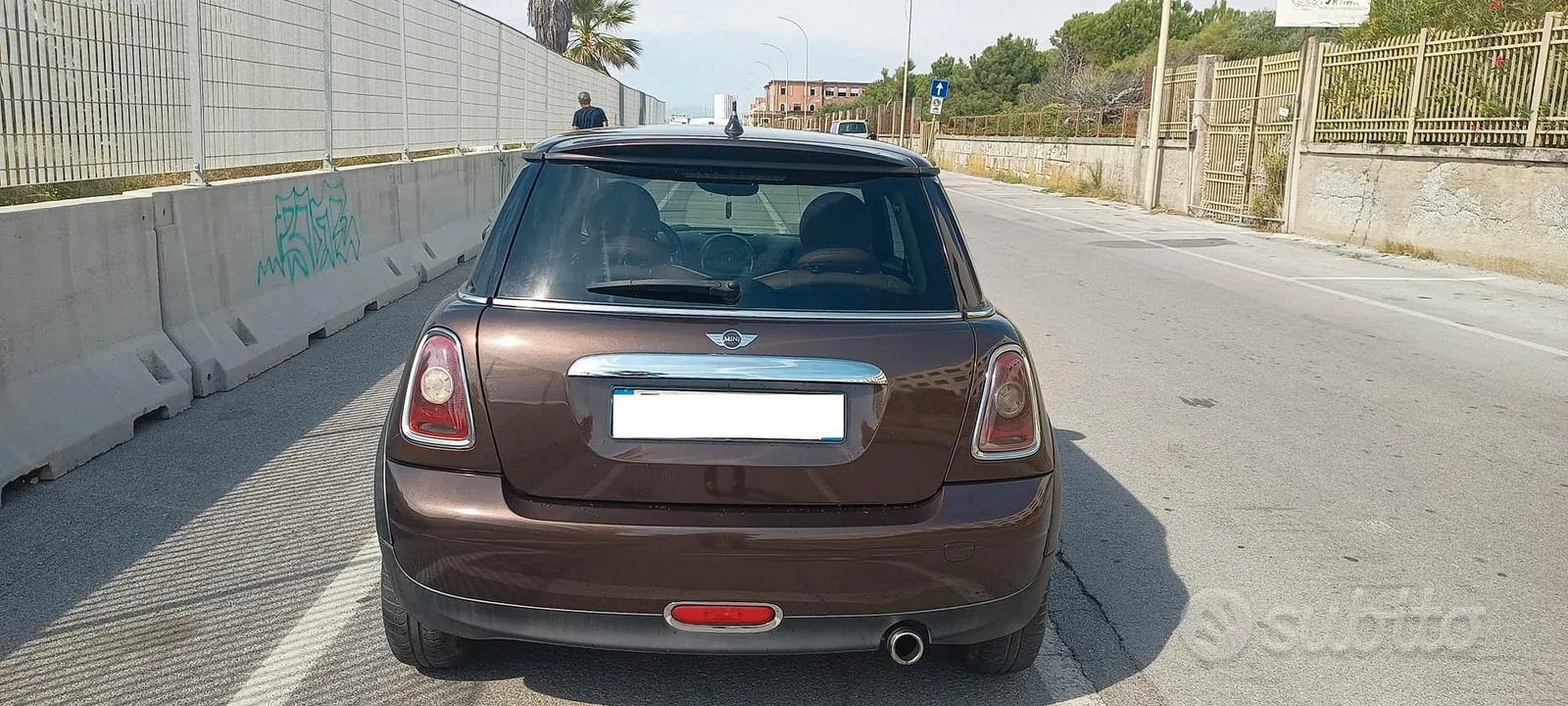 Mini Cooper D 2010 photo 3
