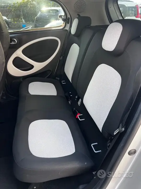 Smart Forfour 2016 photo 5