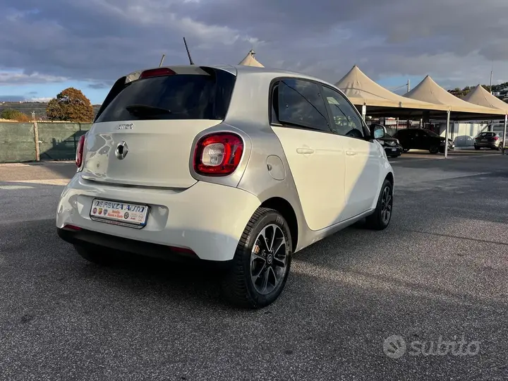 Smart Forfour 2016 photo 4