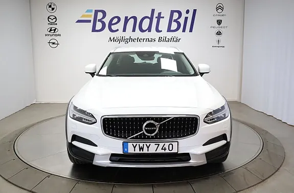 Volvo V90 Cross Country 2019 photo 2