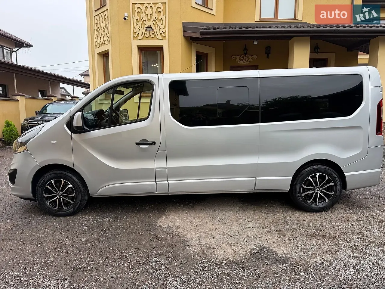 Opel Vivaro 2019 photo 5
