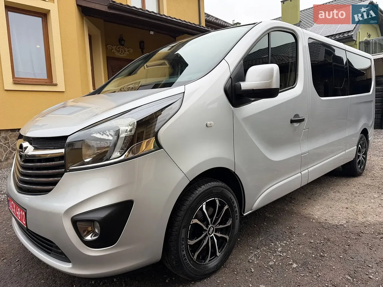 Opel Vivaro 2019 photo 2