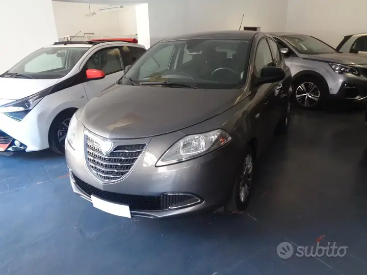 Lancia Ypsilon 2013 photo 3