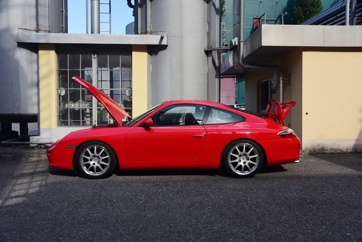 Porsche 911 Turbo 2002 photo 2