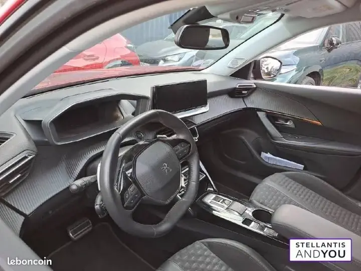 Peugeot 2008 2022 photo 2