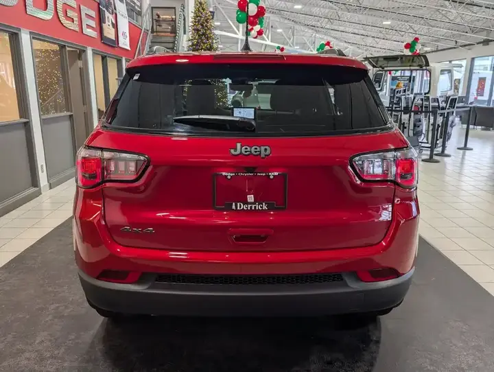 Jeep Compass 2025 photo 5