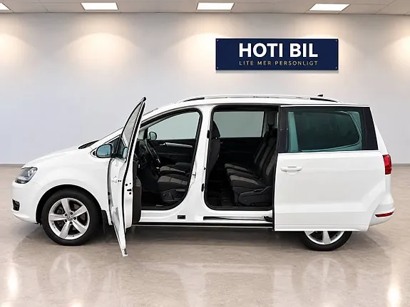 Volkswagen Sharan 2012 photo 3