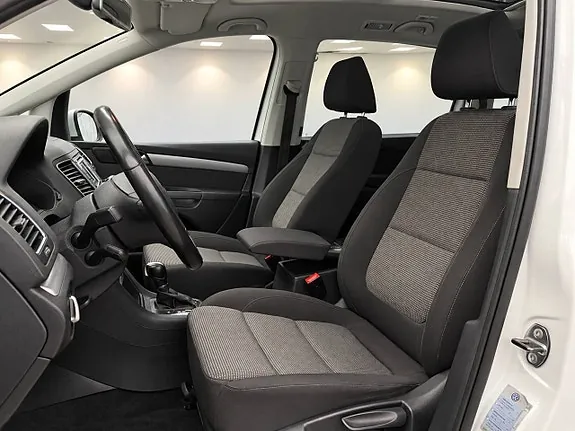 Volkswagen Sharan 2012 photo 5