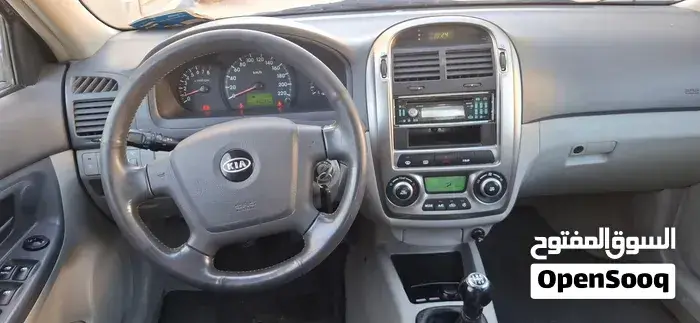 Kia Cerato 2005 photo 2