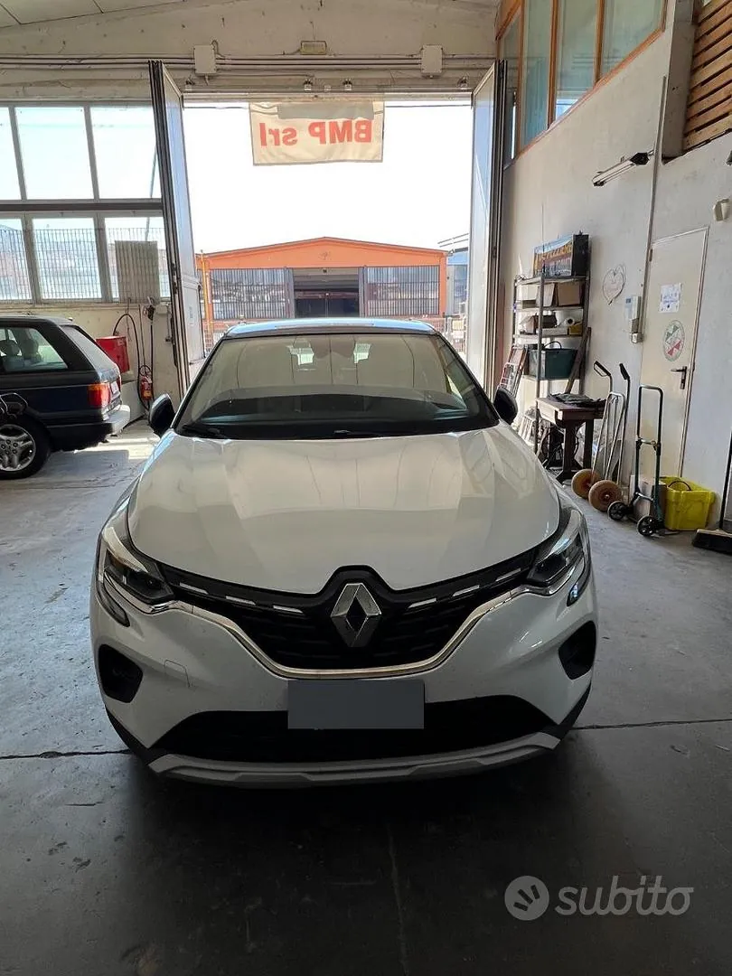 Renault Captur 2021 photo 2