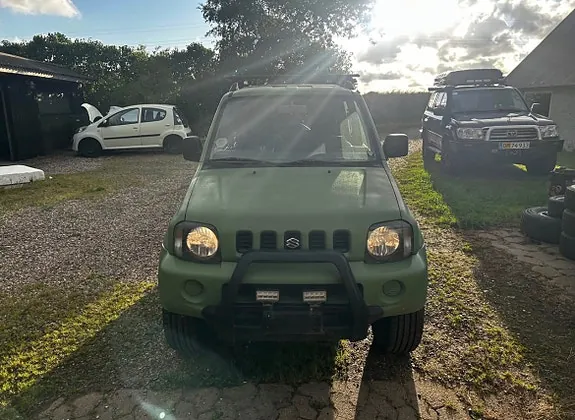 Suzuki Jimny 2000 photo 4