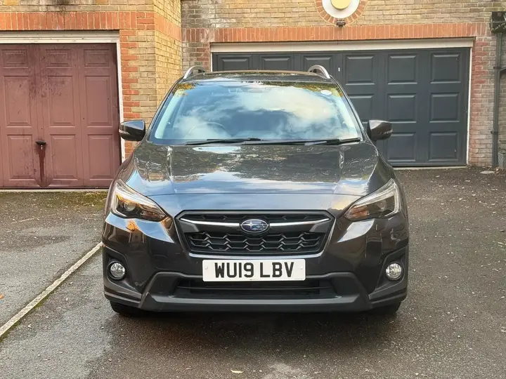 Subaru Xv 2019 photo 2