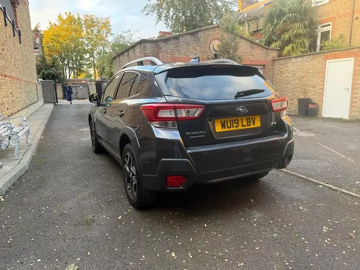 Subaru Xv 2019 photo 3