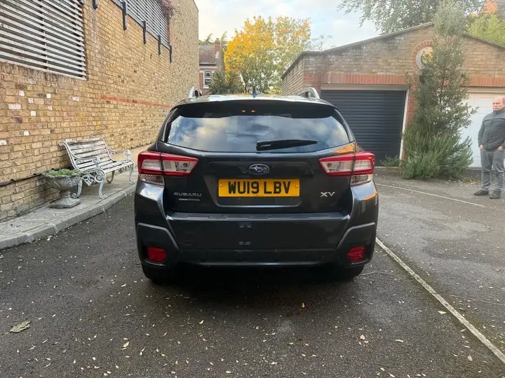Subaru Xv 2019 photo 5