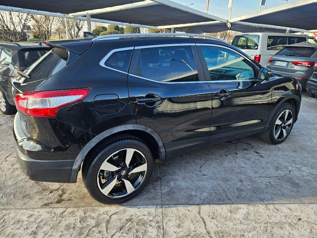 Nissan Qashqai 2015 photo 5