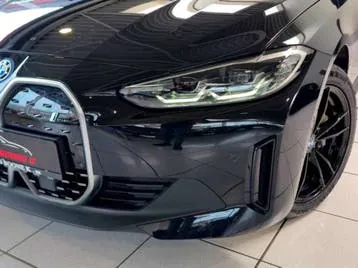 BMW I4 2024 photo 2