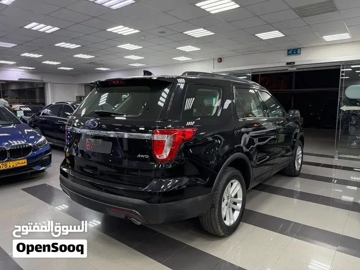 Ford Explorer 2017 photo 4