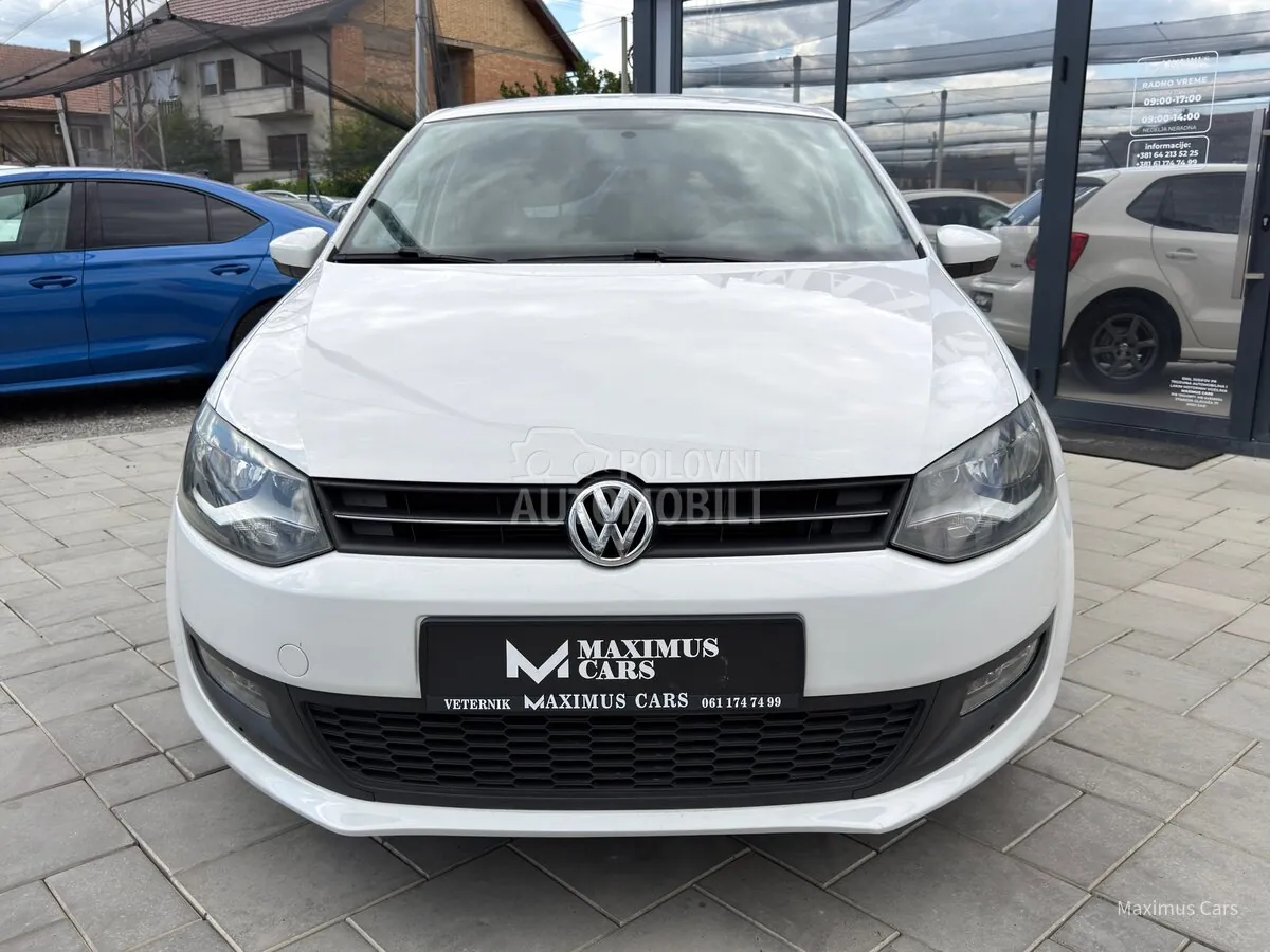 Volkswagen Polo 2011 photo 2