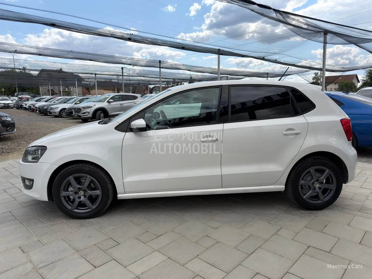 Volkswagen Polo 2011 photo 4