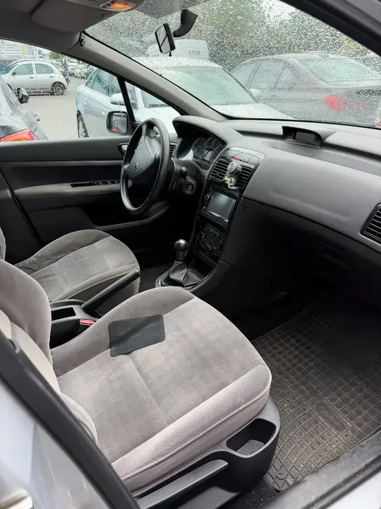 Peugeot 307 2004 photo 3