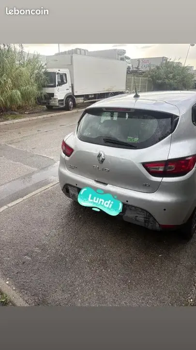 Renault Clio 2013 photo 2