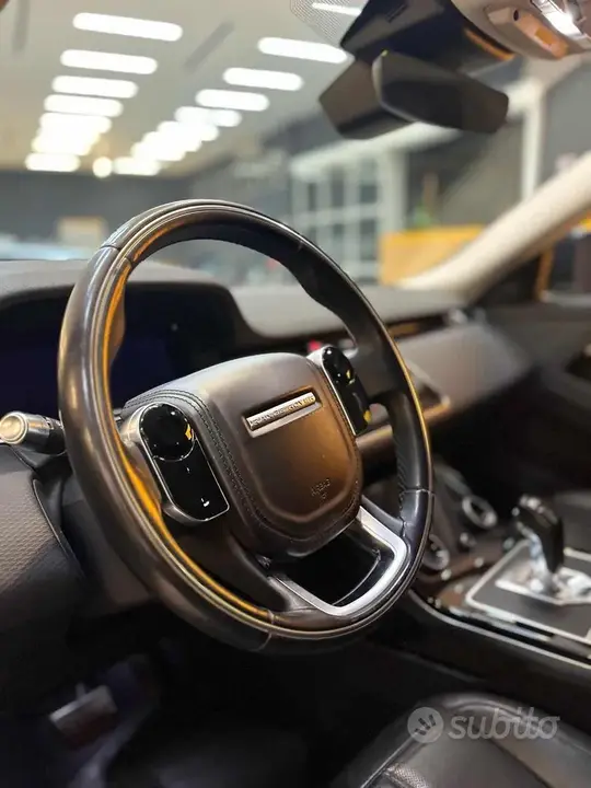 Land Rover Range Rover Evoque 2019 photo 5