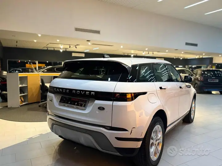 Land Rover Range Rover Evoque 2019 photo 4