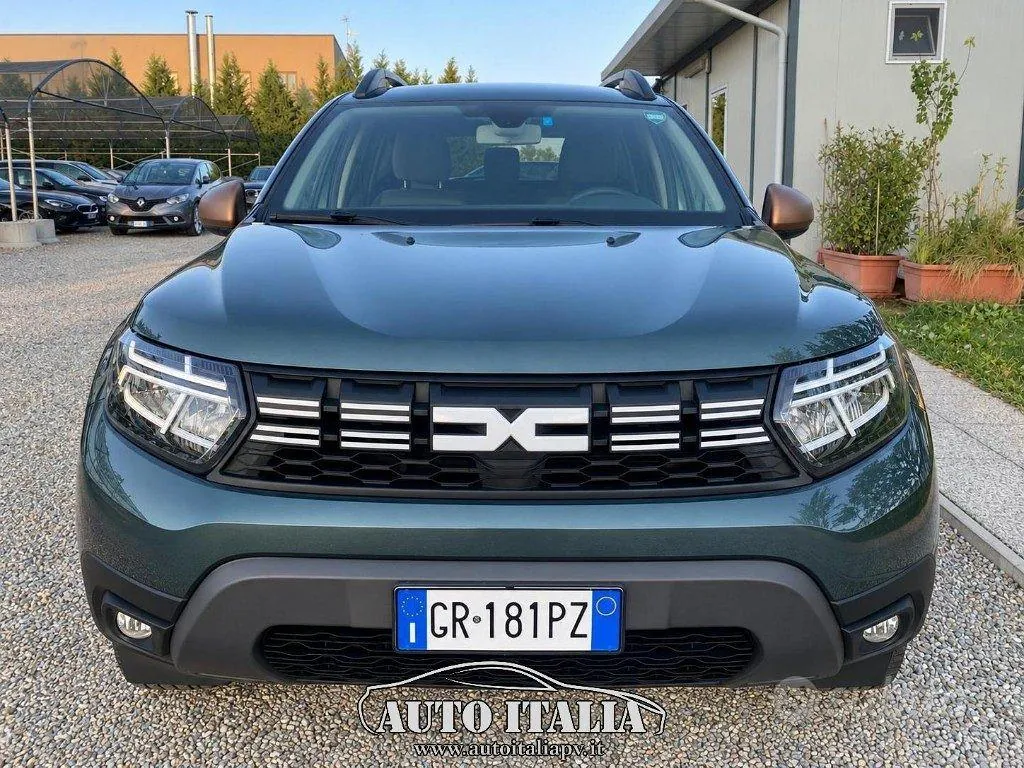 Dacia Duster 2023 photo 2
