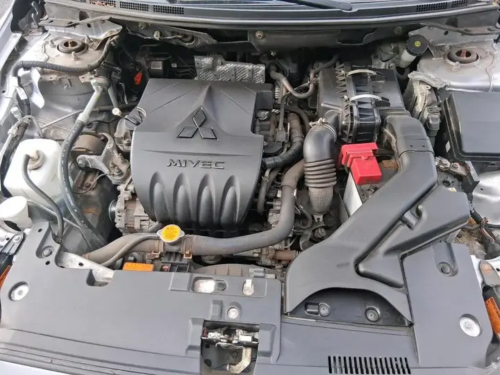 Mitsubishi Lancer