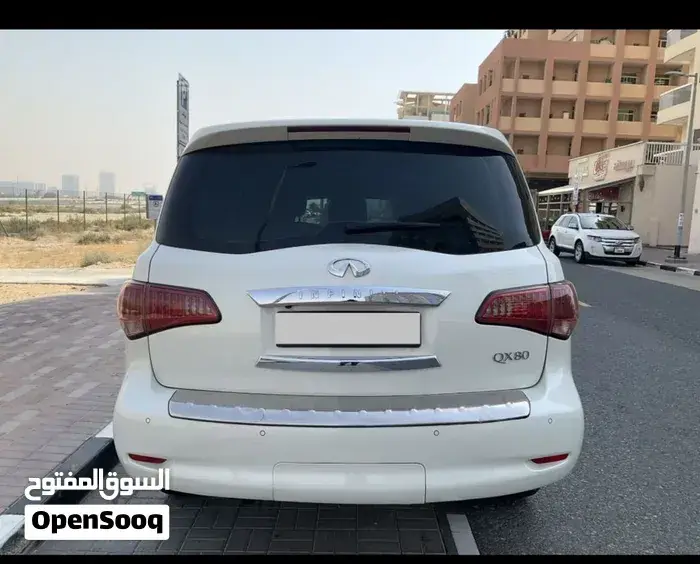 Infiniti Qx80 2016 photo 2