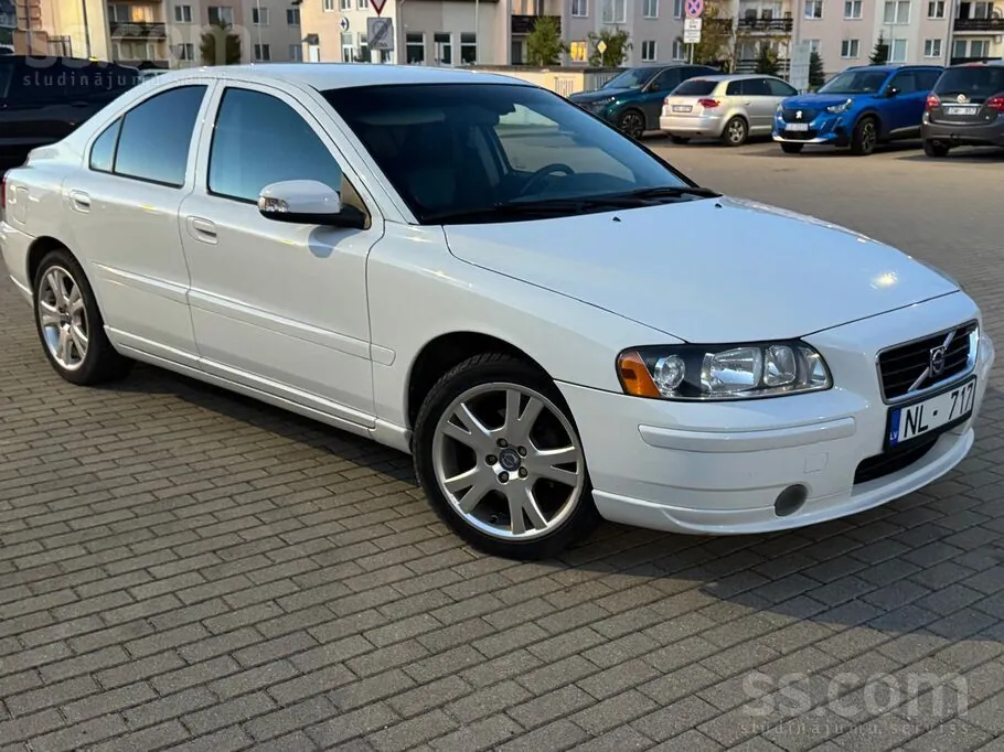 Volvo S60