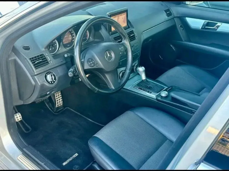 Mercedes-Benz C-Class 2009 photo 3