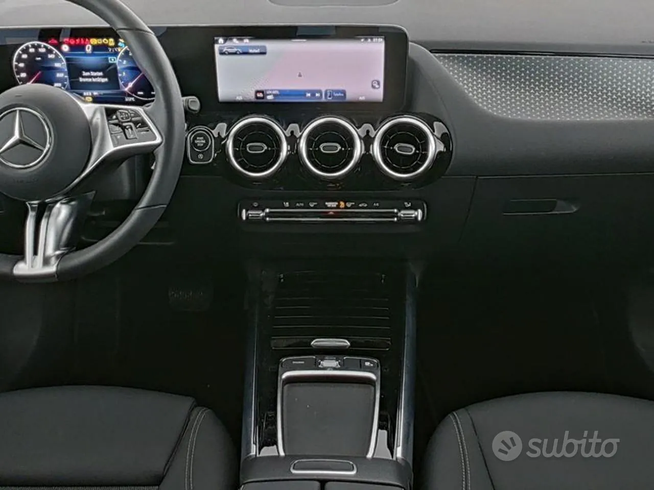 Mercedes-Benz Gla 2025 photo 5