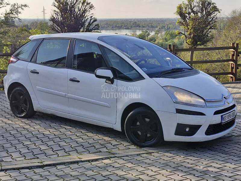 Citroen C4 Picasso 2011 photo 3
