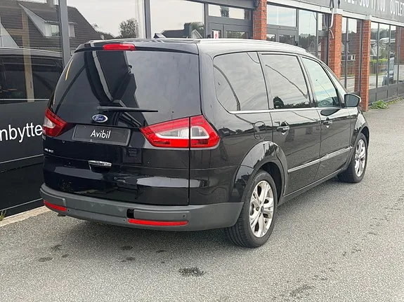 Ford Galaxy 2014 photo 5