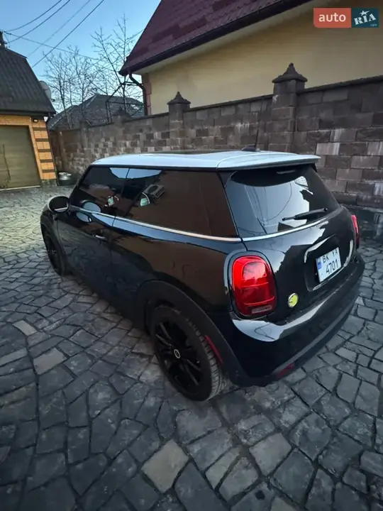 Mini Cooper 2023 photo 3