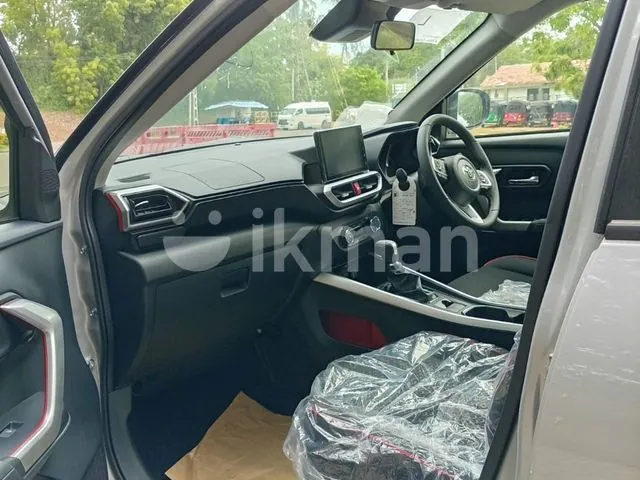 Toyota Raize 2025 photo 3