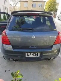 Suzuki Swift 2005 photo 4