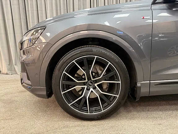 Audi Q8 2019 photo 4