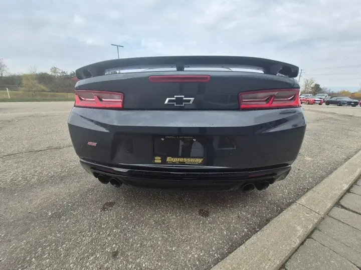 Chevrolet Camaro 2017 photo 5