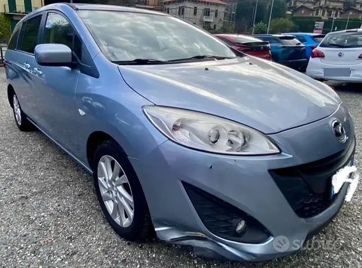 Mazda 5 2012 photo 3