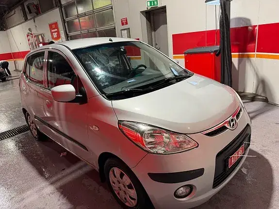 Hyundai I10 2010 photo 2