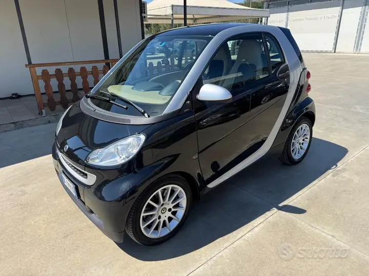Smart Fortwo 2008 photo 2
