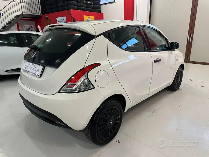 Lancia Ypsilon 2019 photo 4