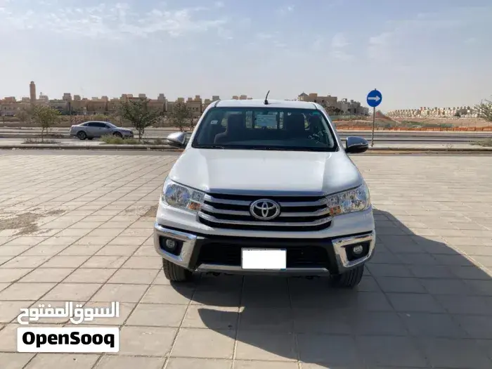 Toyota Hilux 2018 photo 2
