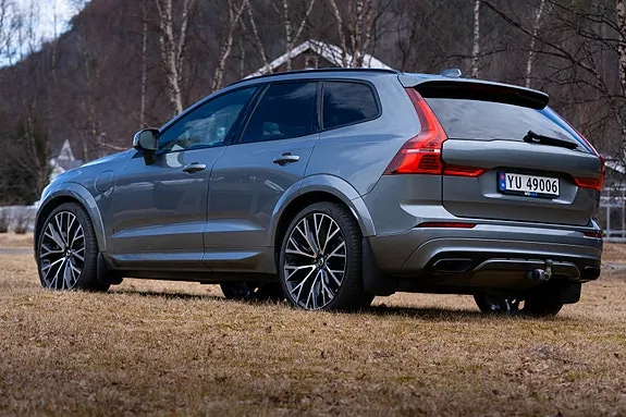 Volvo Xc60 2021 photo 2