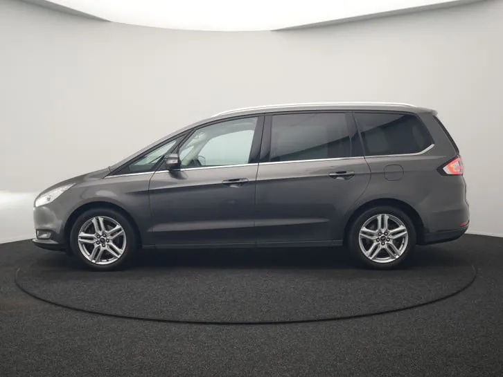 Ford Galaxy 2017 photo 2