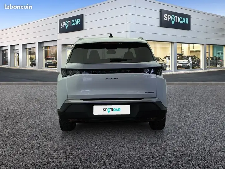 Peugeot 5008 2025 photo 4