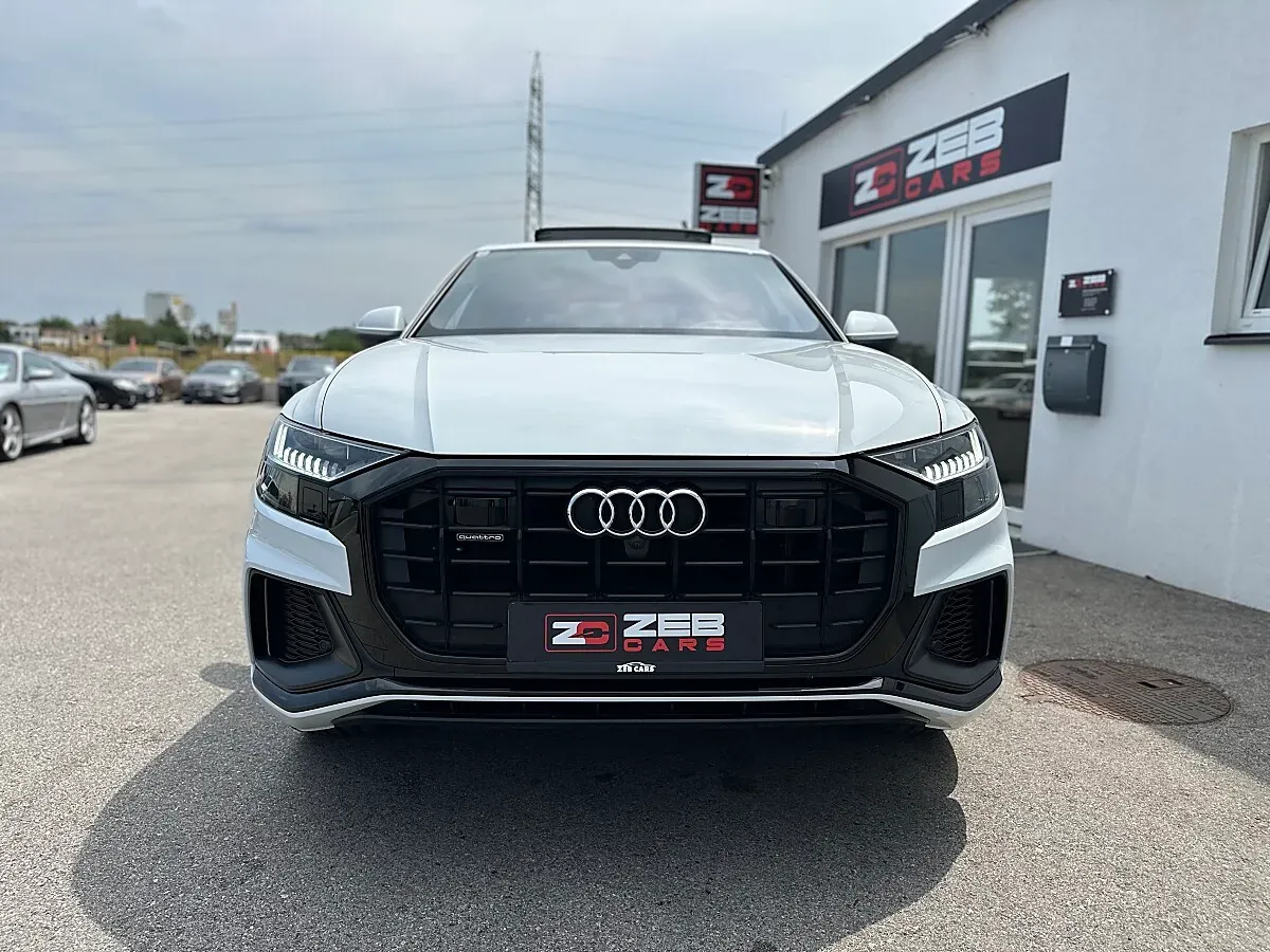 Audi Q8 2018 photo 2